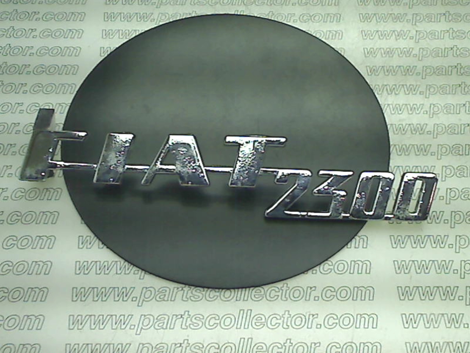 FIAT 2300 BADGE